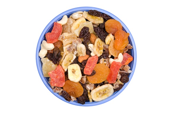 How to make scroggin (trail mix)